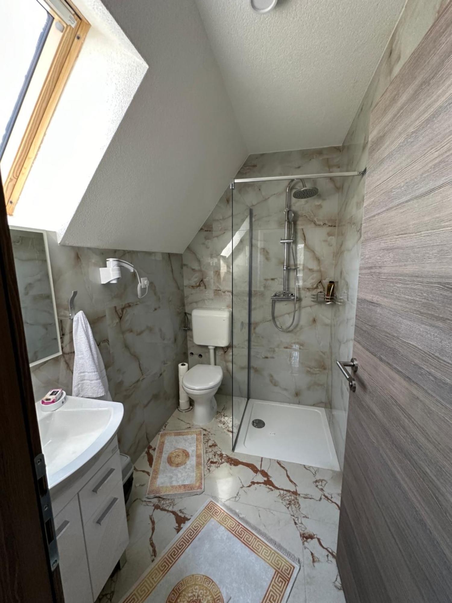 Bungalow House - 5 Rooms Zolaci 외부 사진