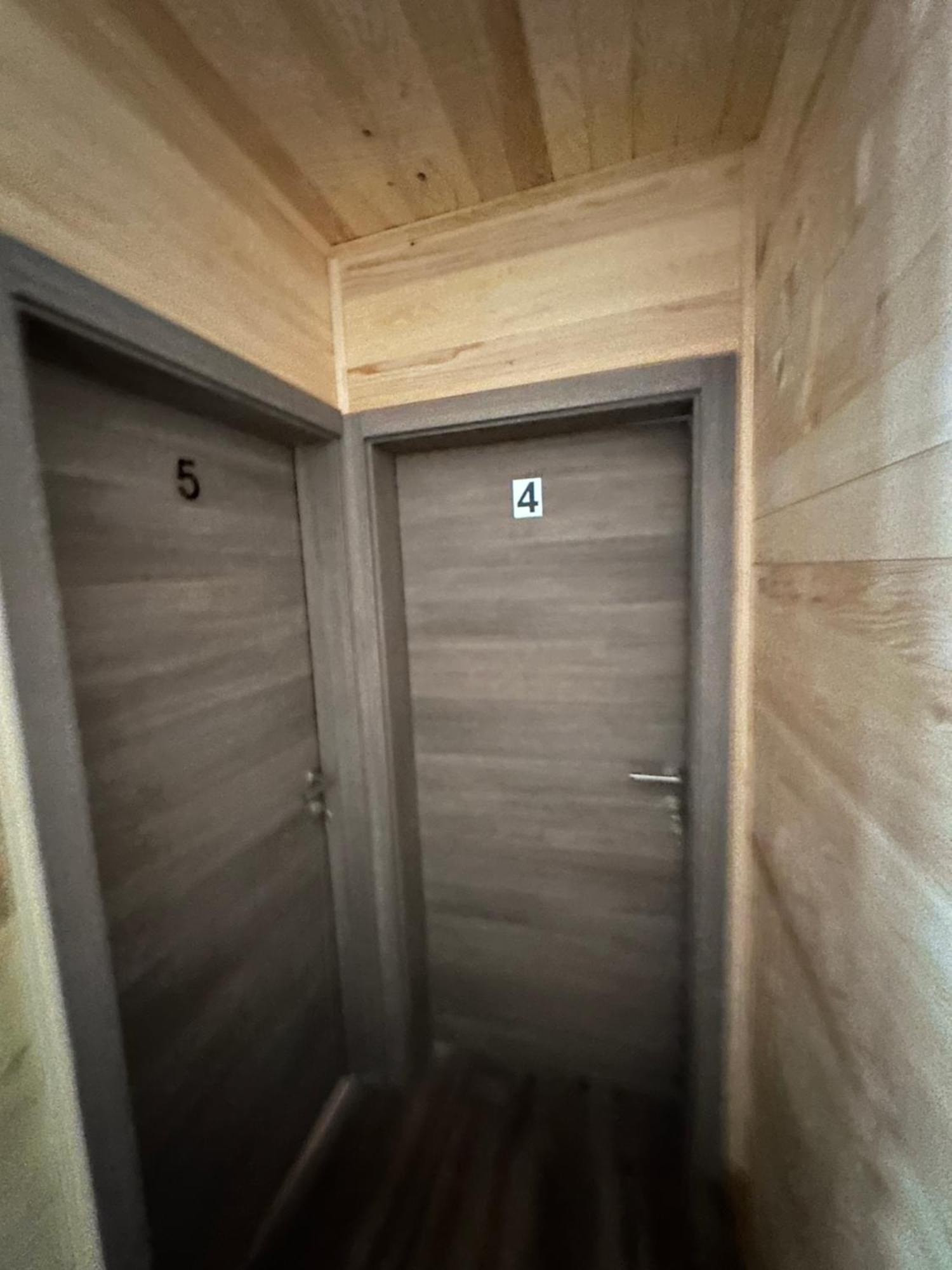 Bungalow House - 5 Rooms Zolaci 외부 사진