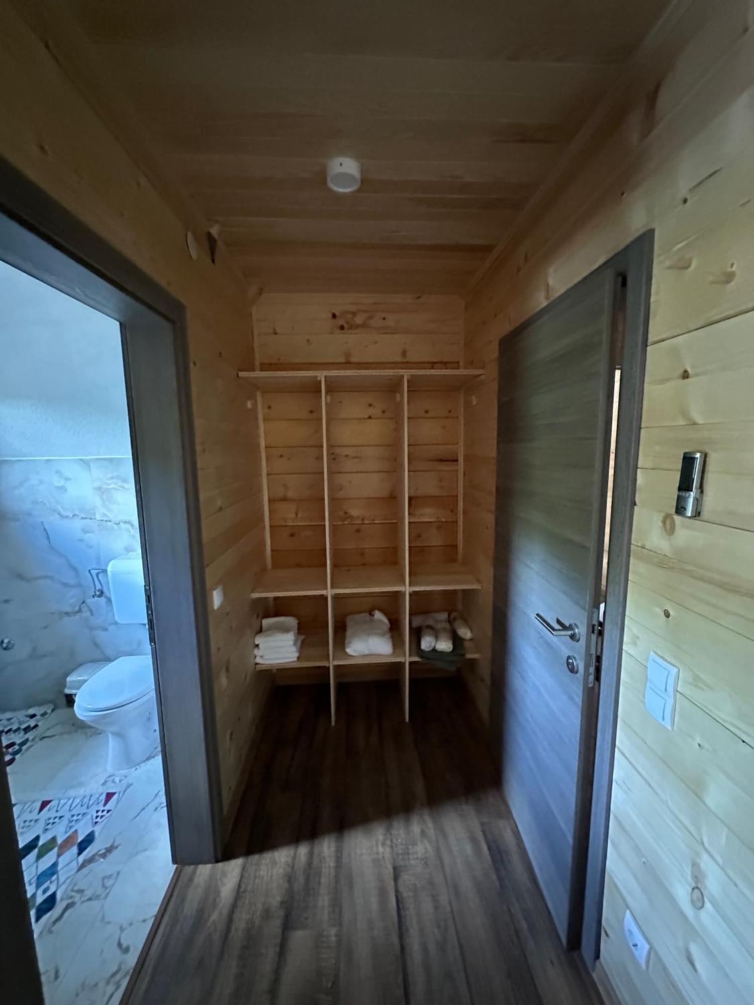 Bungalow House - 5 Rooms Zolaci 외부 사진