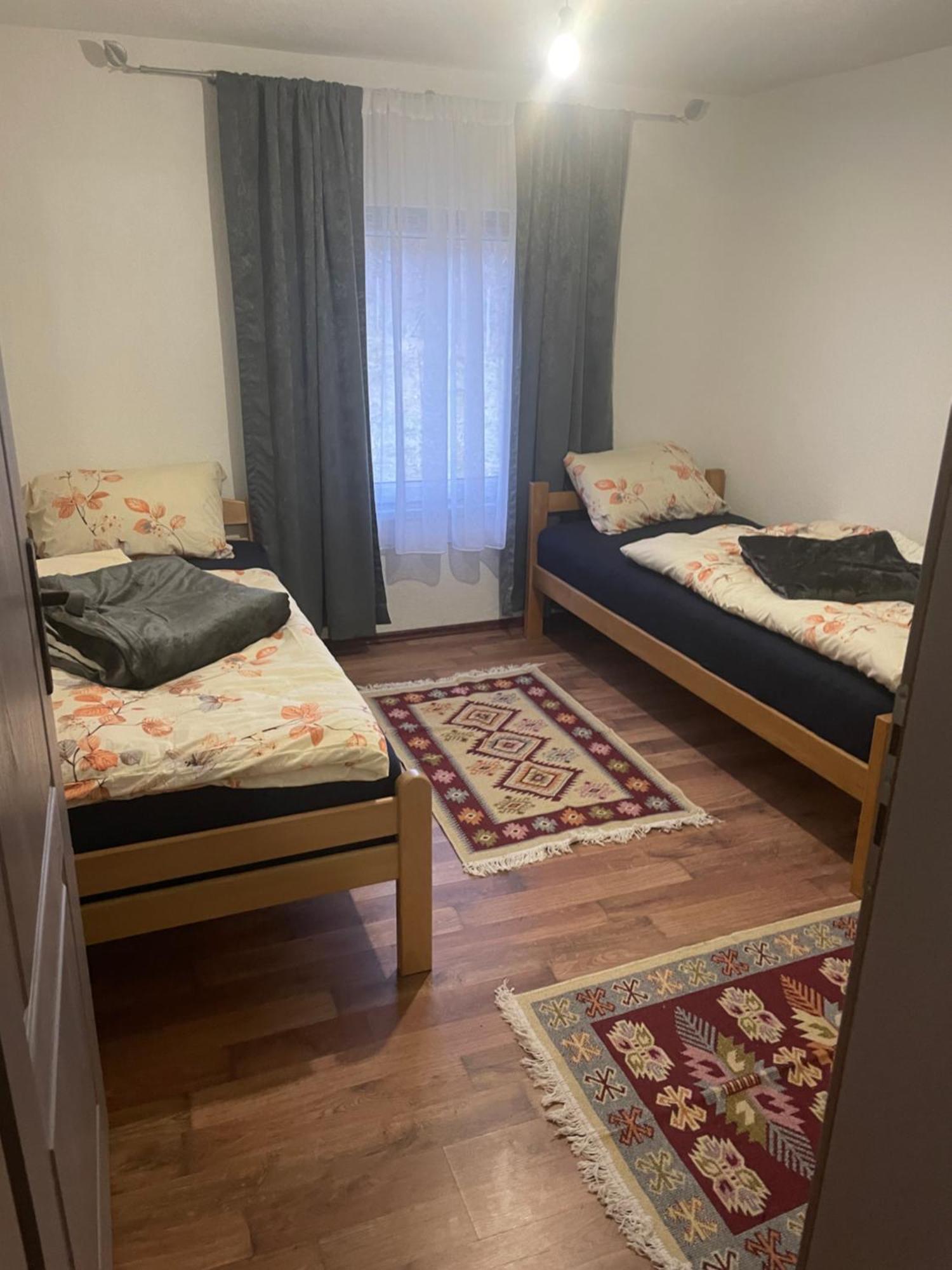 Bungalow House - 5 Rooms Zolaci 외부 사진